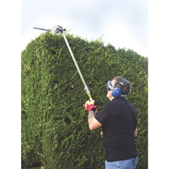 Taille-haie Et Coupe-bordures Thermique 2-en-1 à Manche Courbé Titan TTL488GDO 25Ch 5 Taille-haie Et Coupe-bordures Thermique 2-en-1 à Manche Courbé Titan TTL488GDO 25Ch -Bahco Soldes ae235 285